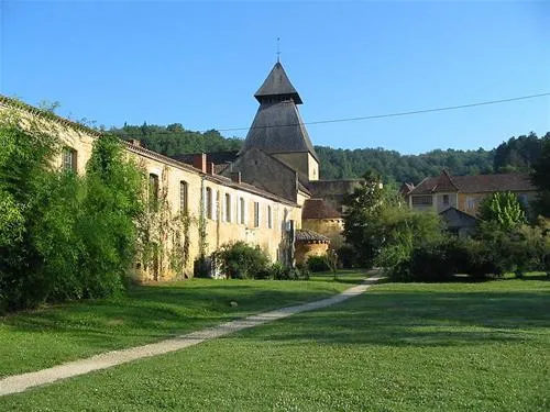 camping-la-grande-veyiere-molires-7ga3d