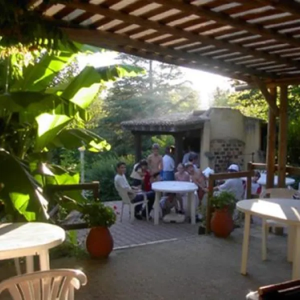 camping-la-grande-veyiere-molires-bemdk