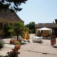 camping-la-grande-veyiere-molires-fiakx