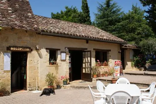 camping-la-grande-veyiere-molires-h7bez