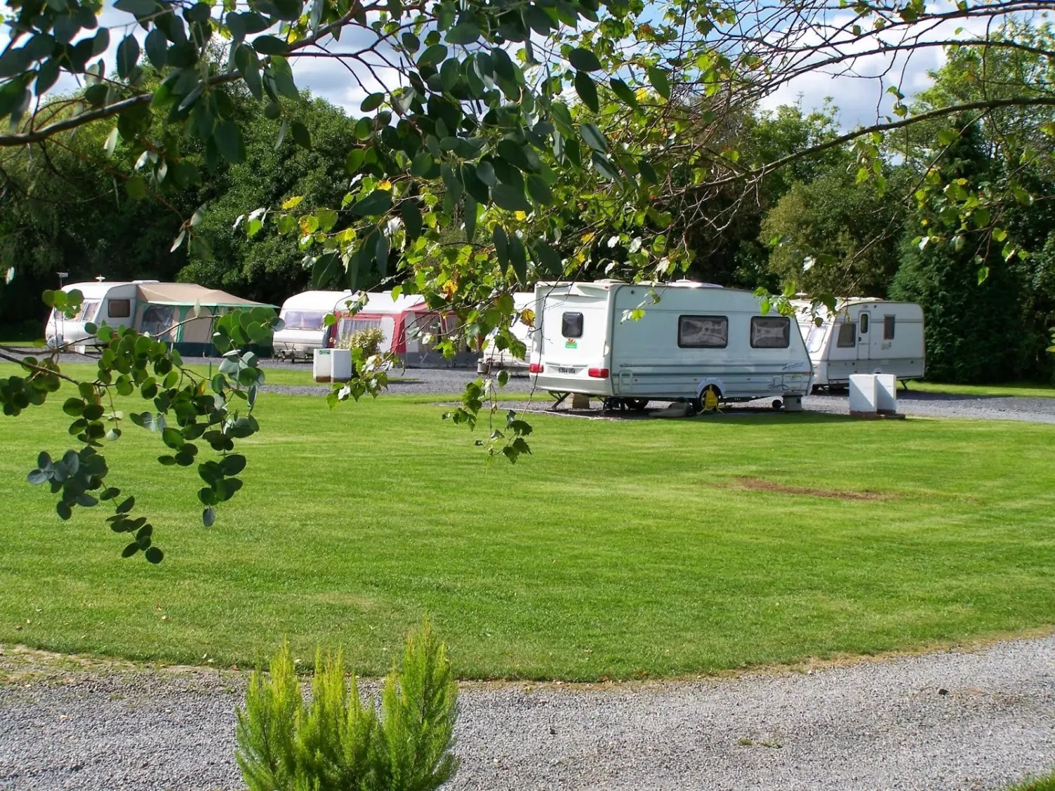 gower-villa-touring-park-clunderwen-qrcid