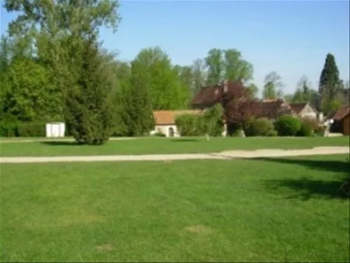 camping-aestiva-du-chateau-de-sorel-orvillers-sorel-b131t