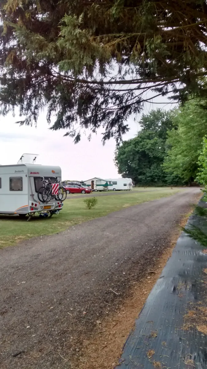 camping-aestiva-du-chateau-de-sorel-orvillers-sorel-qb68d