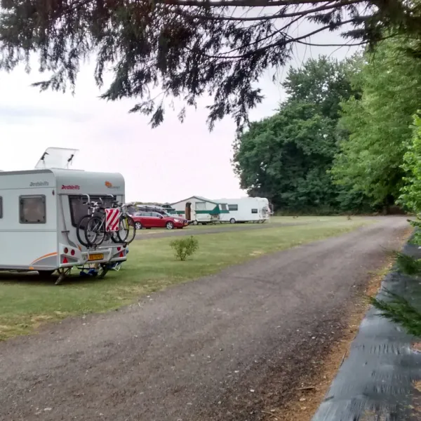 camping-aestiva-du-chateau-de-sorel-orvillers-sorel-qb68d