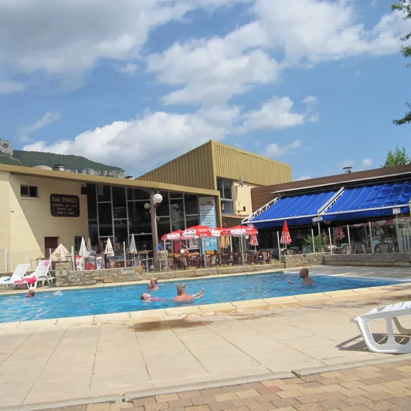 camping-les-rivages-millau-ghuox