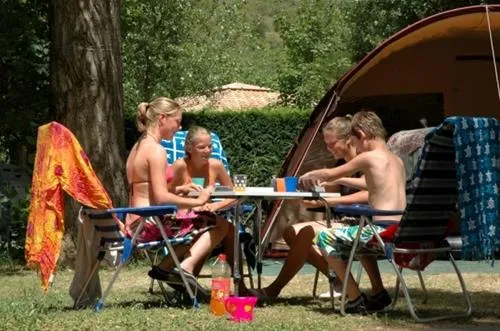 camping-les-rivages-millau-mkobn