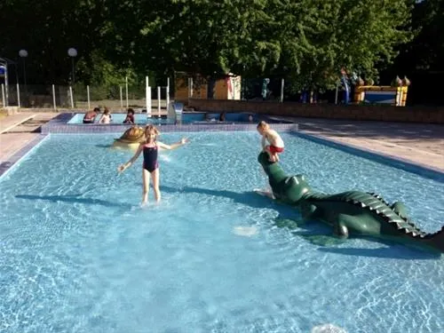 camping-les-rivages-millau-nxczn