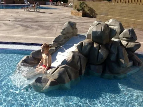camping-les-rivages-millau-vjazt