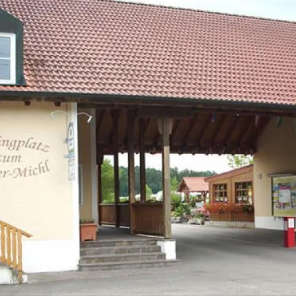 camping-zum-fischermichl-gunzenhausenwald-irxnl