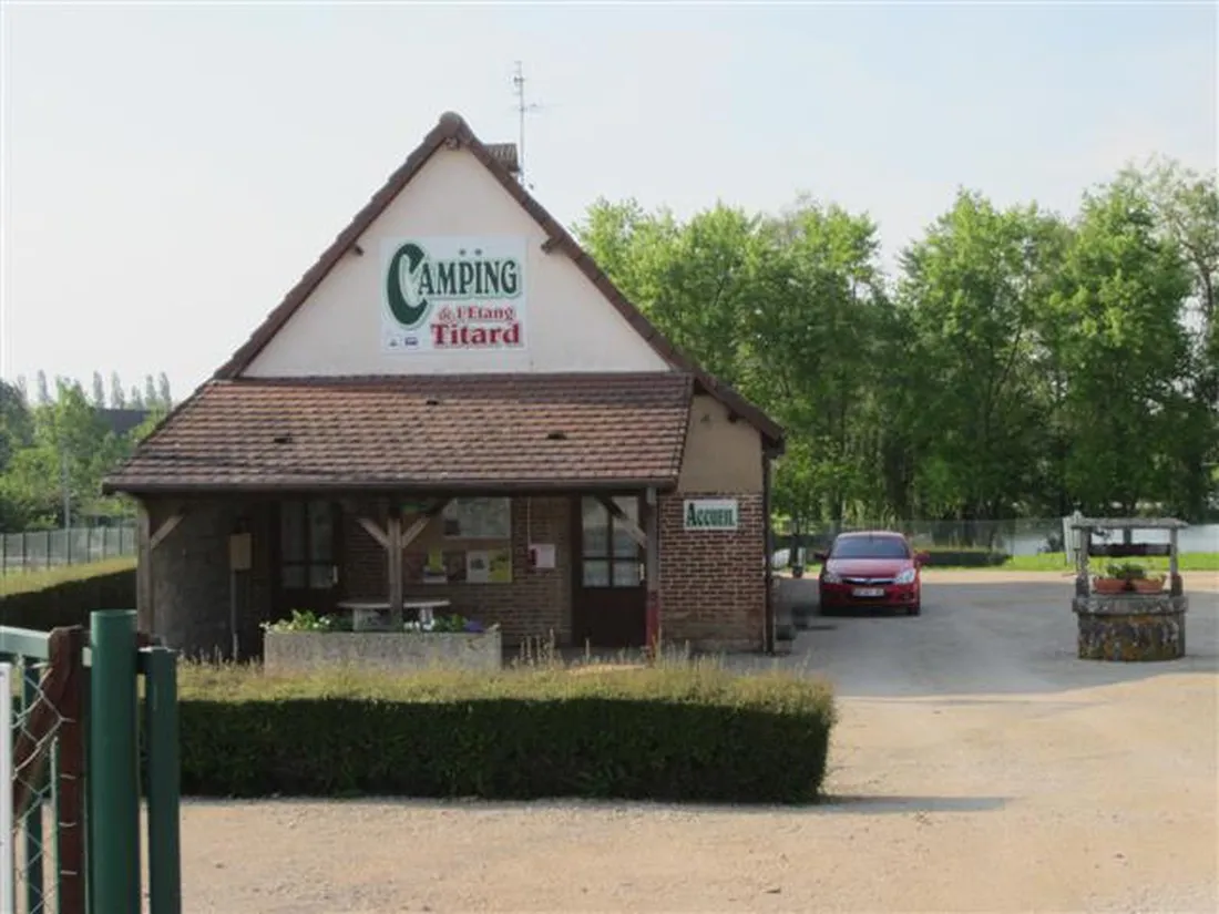 camping-municipal-de-letang-titard-st-germain-du-bois-5abv6