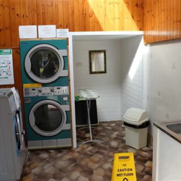 riverside-caravan-park-plymouth-kwlcv