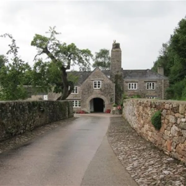 dornafield-newton-abbot-g19uj