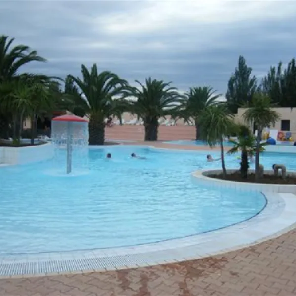 camping-cala-gogo-saint-cyprien-hgmtc
