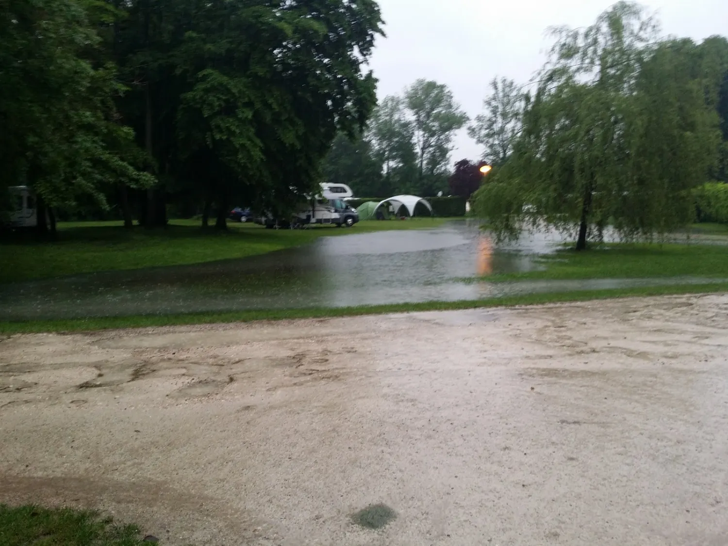 camping-les-pres-grez-sur-loing-dmjbt