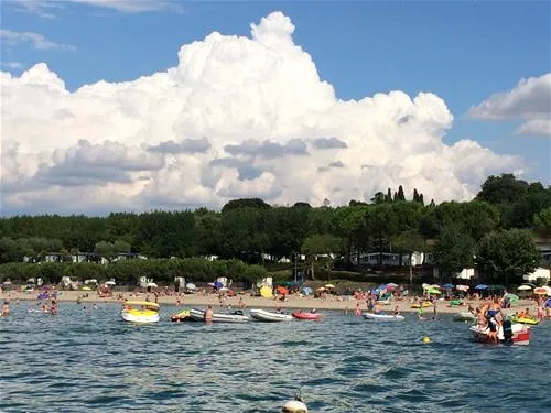 camping-la-quercia-lazise-b8hpl