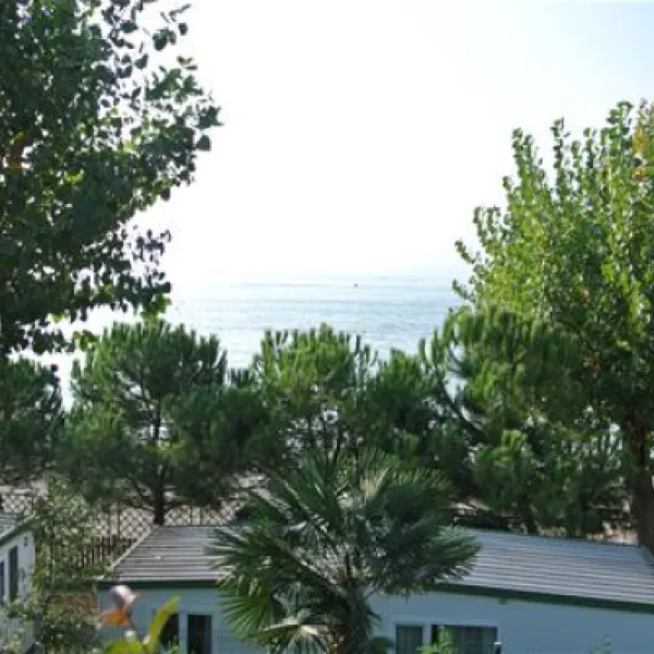 camping-la-quercia-lazise-ztglv