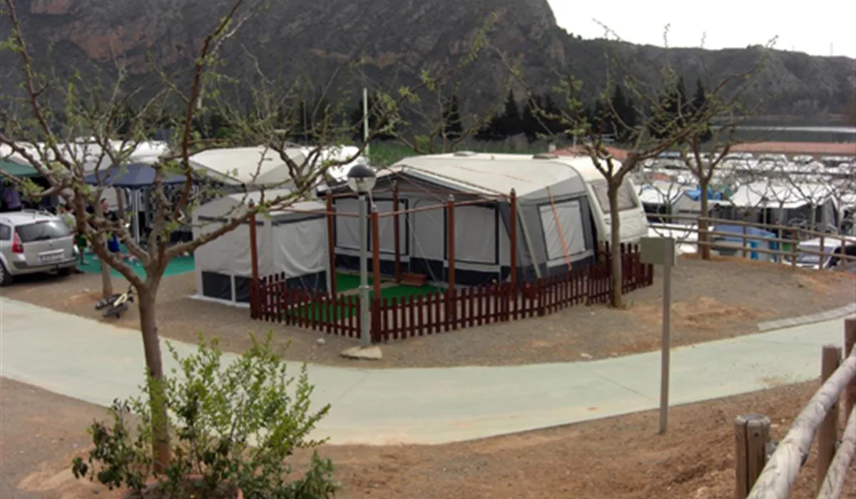 camping-la-noguera-sant-lloren-de-montgai-l5mg2