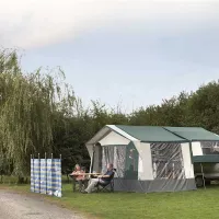 camping-and-caravanning-club-site-devizes-melksham-plzyu