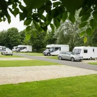 camping-and-caravanning-club-site-devizes-melksham-xznvf
