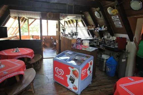 camping-olsina-cerna-v-posumavi-ehw8k