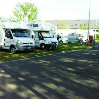 kampeerautoterrein-leiekamper-waregem-lzxly
