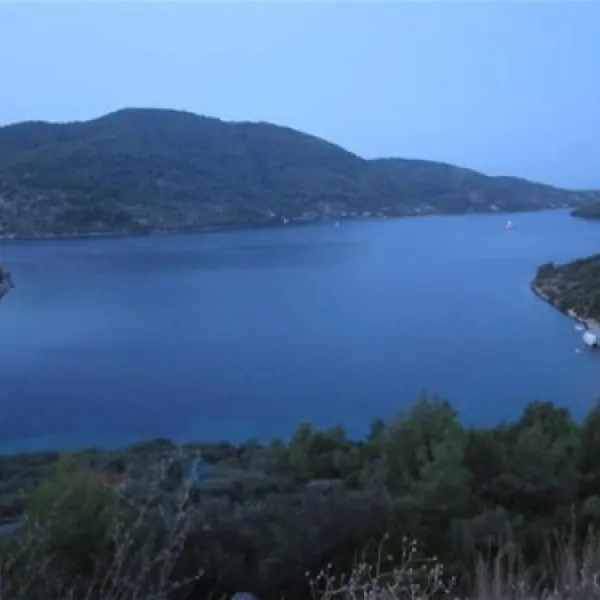 camping-mindel-vela-luka-e7xal