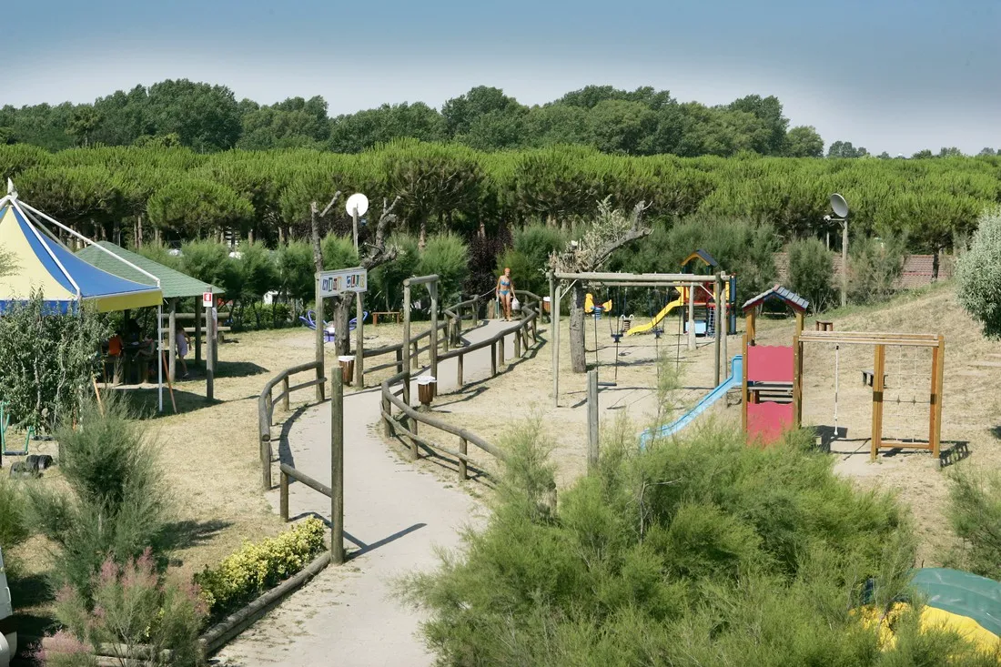 holiday-village-florenz-lido-degli-scacchi-ix7dq