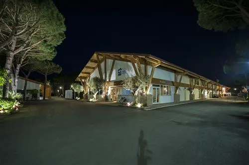 holiday-village-florenz-lido-degli-scacchi-zqqyw