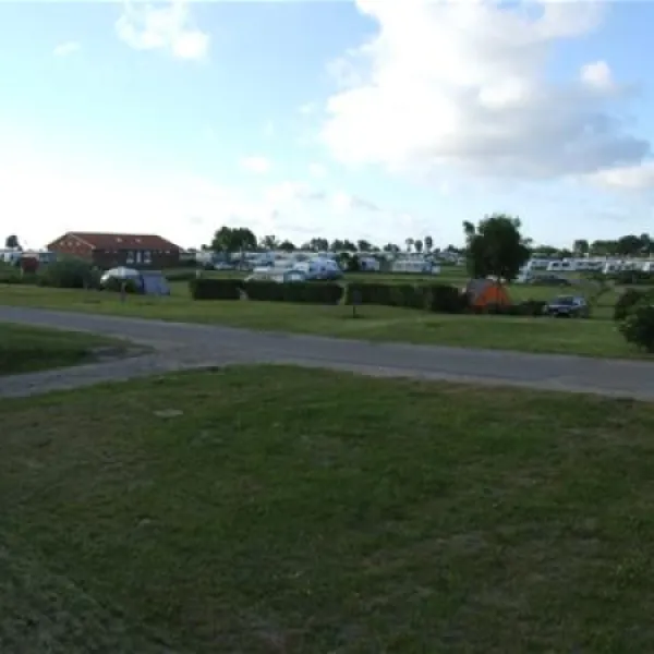 camping-seepark-stel-uybhu