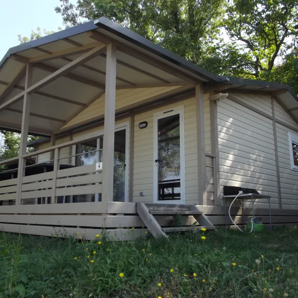 camping-le-grand-cerf-drme-flwuh