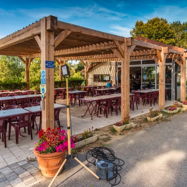 camping-le-grand-cerf-drme-hpava