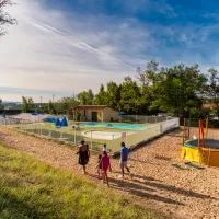 camping-le-grand-cerf-drme-ny8xl