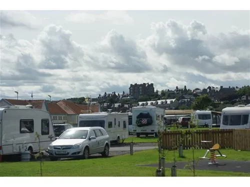 queen-elizabeth-caravan-park-cowie-uhaf3