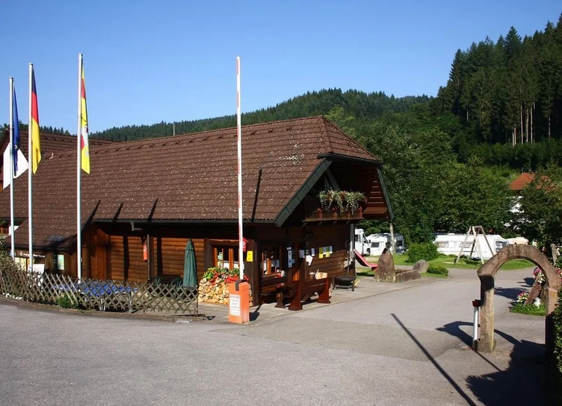 schwarzwaldcamping-alisehof-schapbach-a98is