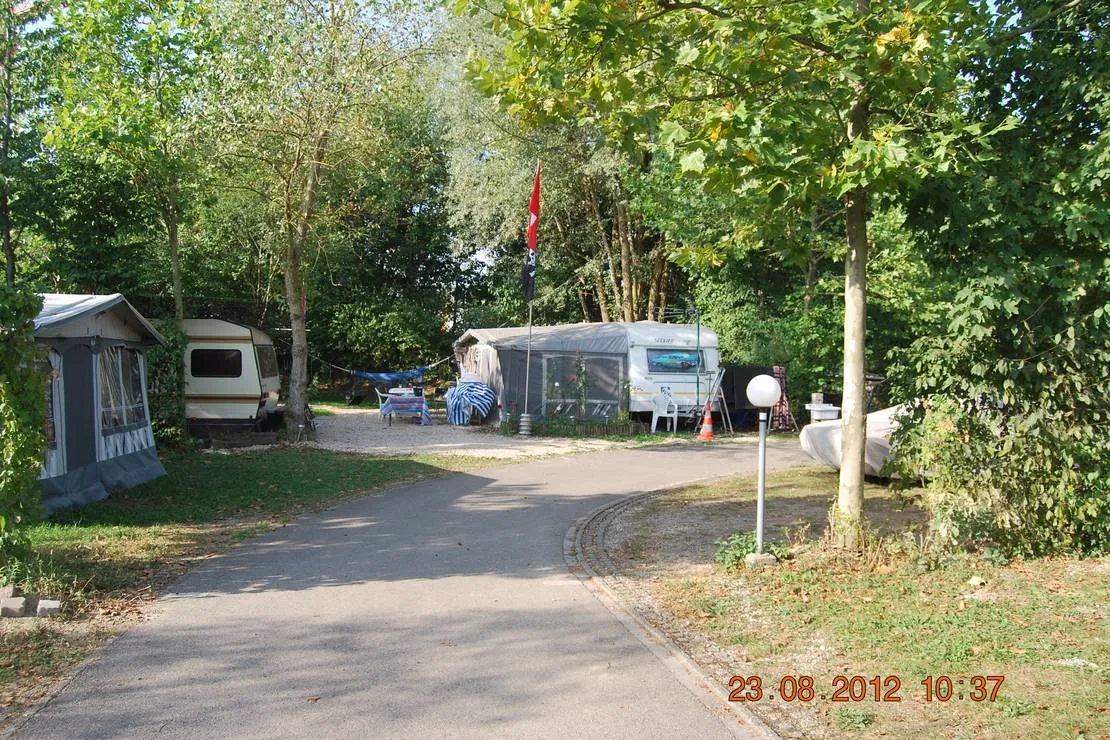 geneva-city-camping-bois-de-bay-satigny-owsox