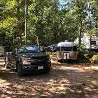 village-green-family-campground-brimfield-g0nbi
