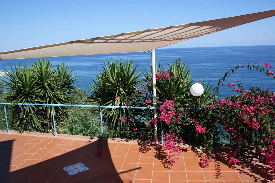 lo-scoglio-castel-di-tusa-cfn4c