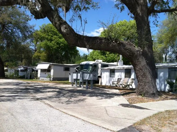 sunny-pines-rv-mh-park-sebring-tb1ws