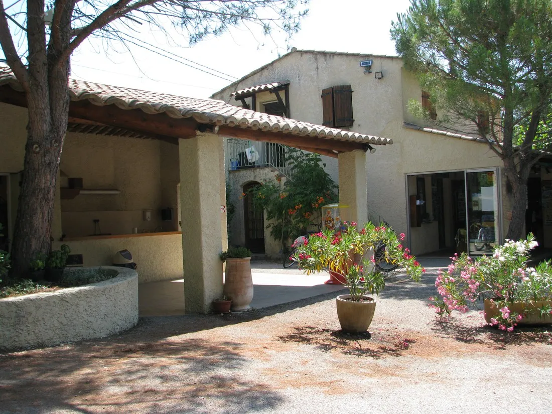le-voconce-st-marcelin-les-vaison-hw2zz