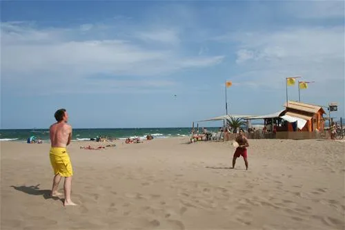camping-la-gaviota-sant-pere-pescador-dkzvc