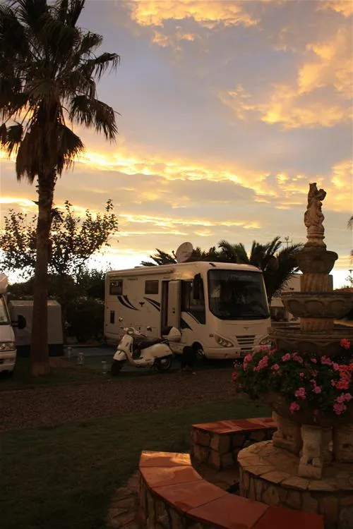 camping-la-gaviota-sant-pere-pescador-indqz