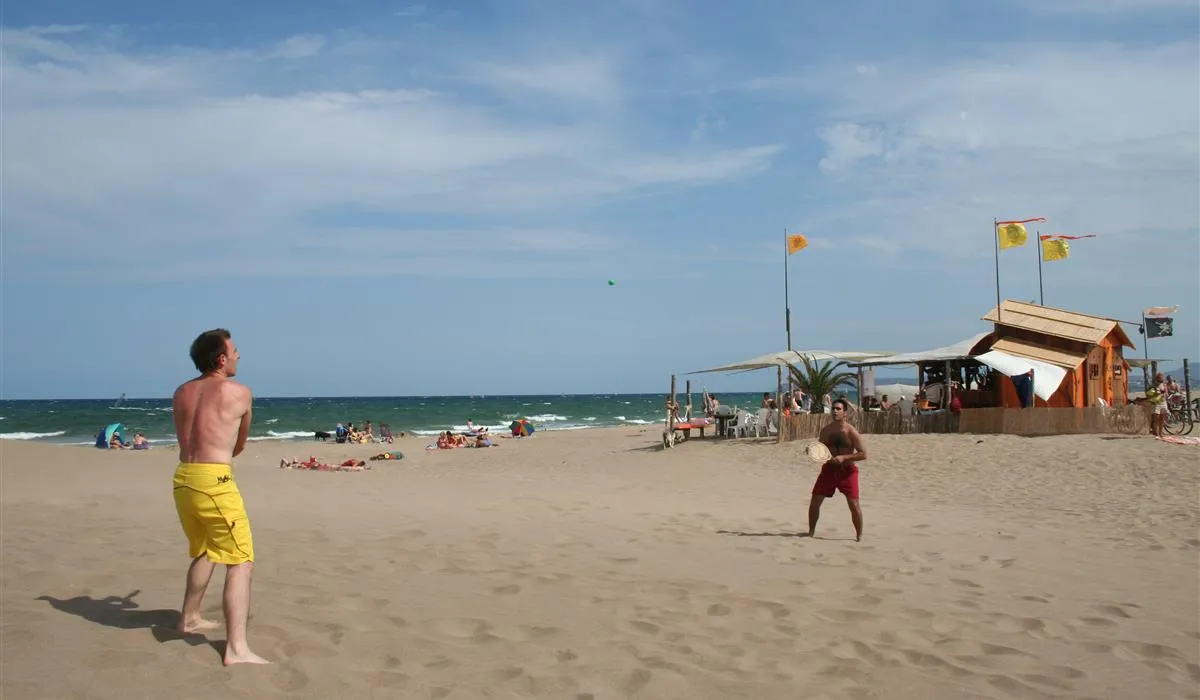 camping-la-gaviota-sant-pere-pescador-ymvqr
