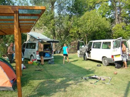 river-camp-half-island-buna-bunamostar-glypx