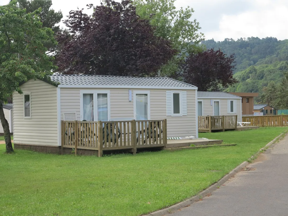 camping-municipal-le-chanset-ceyrat-qeo4f