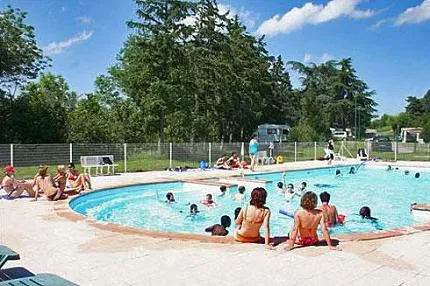 camping-municipal-le-chanset-ceyrat-v0k0i