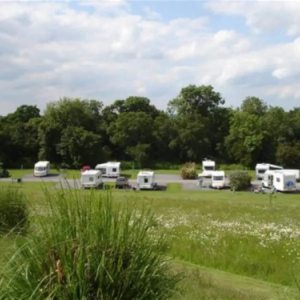 stroud-hill-park-pidley-9qymv