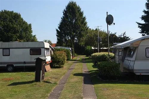 camping-und-mobilheimplatz-am-eichholz-gnarrenburg-3etzb