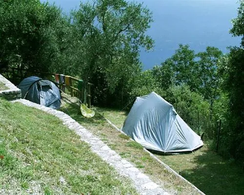 campeggio-paradiso-gargnano-a4vvr