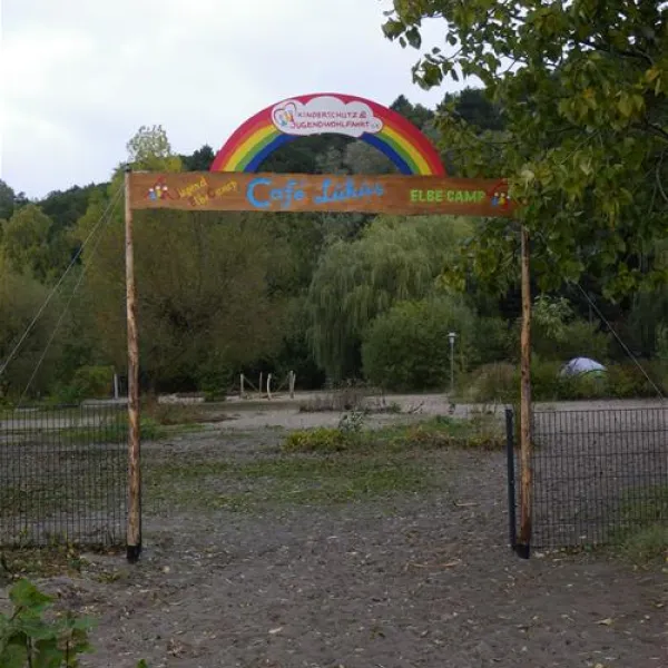 campingplatz-elbe-camp-hamburg-ns3ng