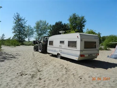 campingplatz-elbe-camp-hamburg-v5b8r